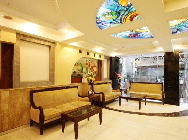 Hotel Chanchal Deluxe New Delhi Exteriör bild